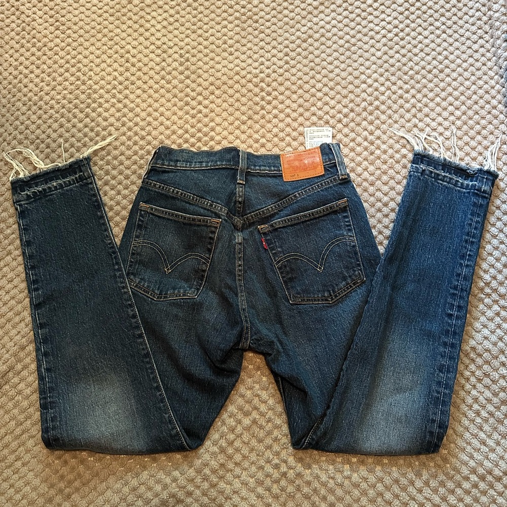 Levi's Blue Straight Leg Jeans Timeless Design